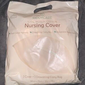 Muslin Cotton Nursing Cover with pockets and carry bag